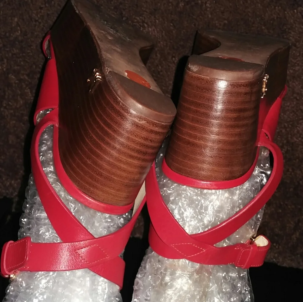 Michael Kors Wedge Bells Sandals as 8
